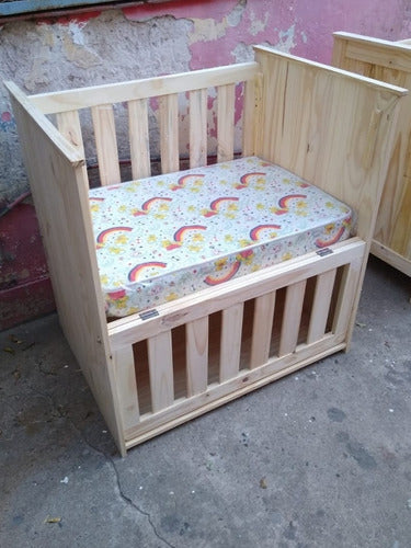 Co-sleeping Crib with Foldable Rail 1