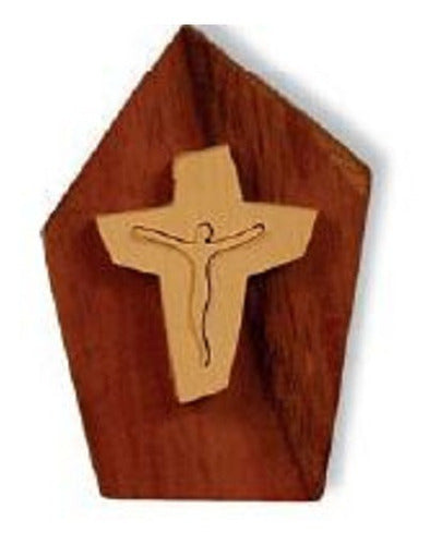 Mariapolis Small Cross for Support 0