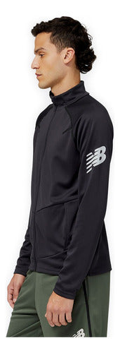 New Balance Campera Tenacity Grit Track Hombre Deportiva 1