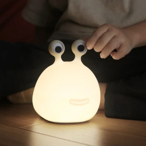 ALLTI Veladora De Noche Luz Led Táctil Suave Bebés Niños Lectura 2