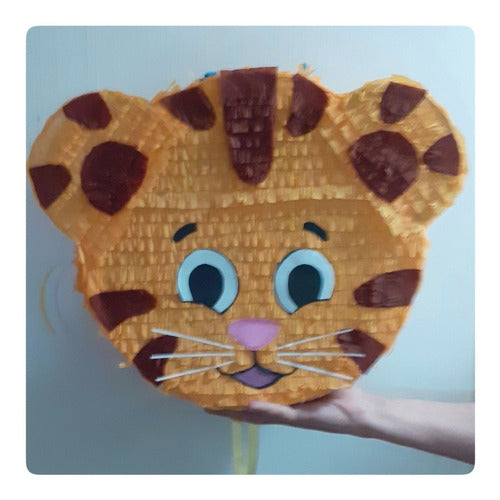 Piñata Leon 0