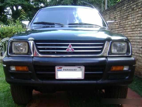 Mitsubishi Paragolpe Delantero Parte Derecha L200 1997/2000 1