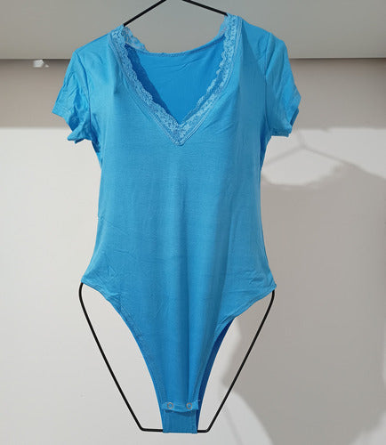 Juale Online Body Remera De Mujer Manga Corta 1