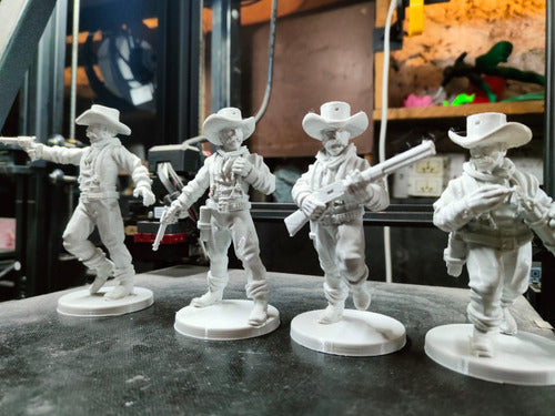 Cowboys on Foot Model 4, Scale 1/16 (12cm), White Color 3