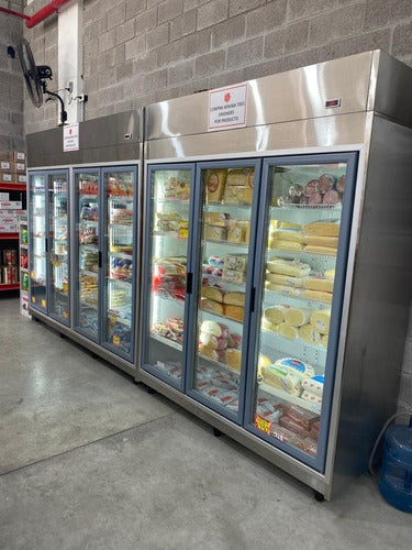 Mini Cooler Refrigeration Chamber with Racks and Glass Doors 3