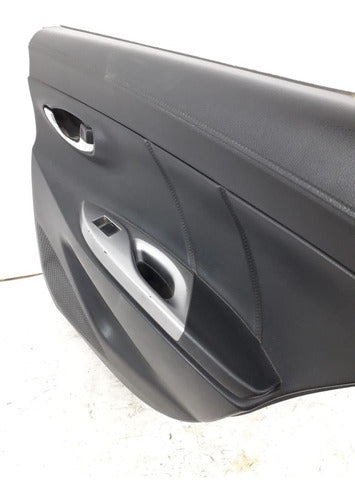 Tapizado Panel Puerta Trasero Derecho Toyota Yaris Cvt 2016 1