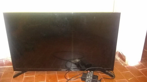 P/ Repuesto  Tv. Samsunmg 32  Pantalla Partida Con Control R 1