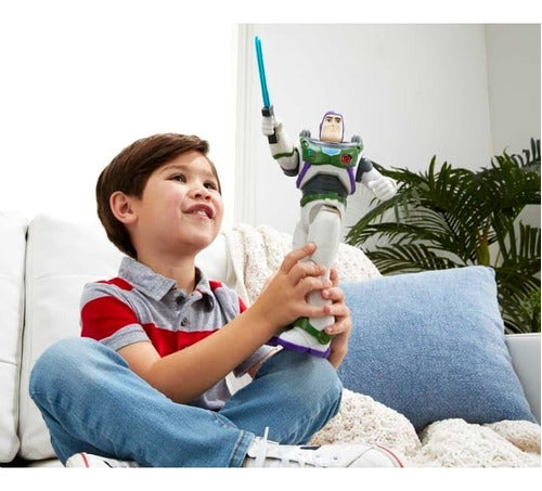 Lightyear Buzz Con Luz Y Sonido 30 Cm Mattel Hjc61 1