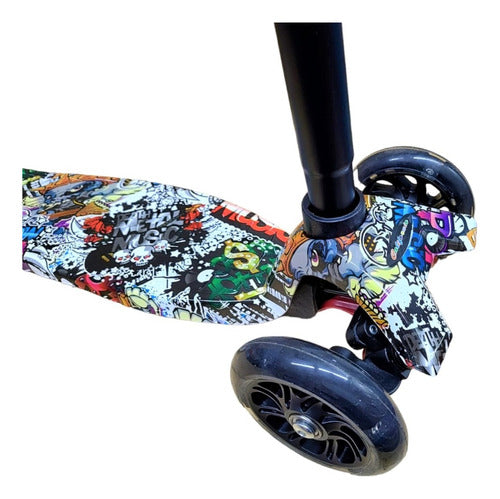 Faydi California Graffiti Scooter with LED Lights 2