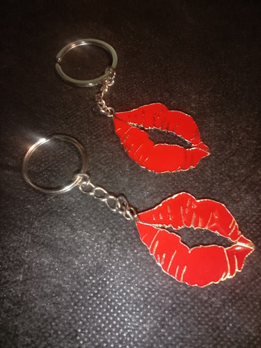 SM Metal Lips Keychain // Belgrano 1