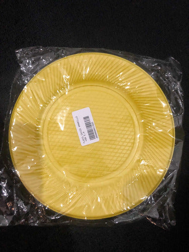 Vuela Alto Pack of 50 Disposable Yellow Plates 16 cm 1