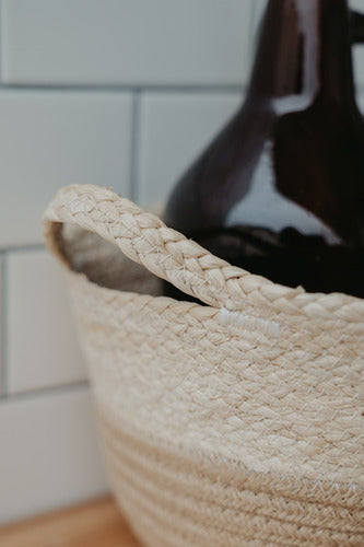 Reina Casa Oval Jute Basket 3