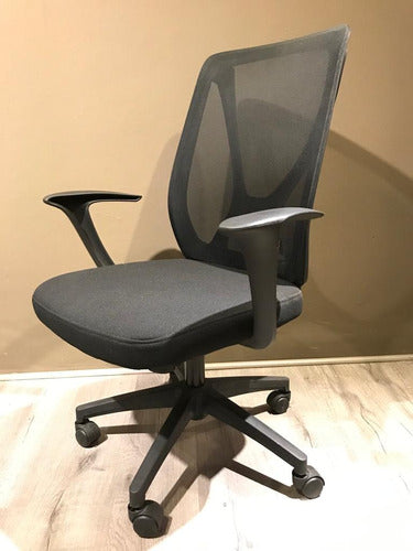 Universal Deco Ergonomic Office Chair Baku 2