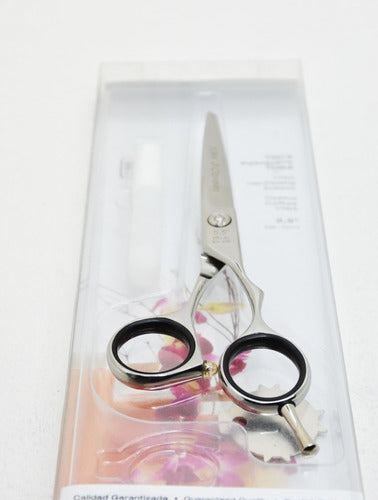 Professional Hair Cutting Scissors Toba Cod.12777 - 3 Claveles 0