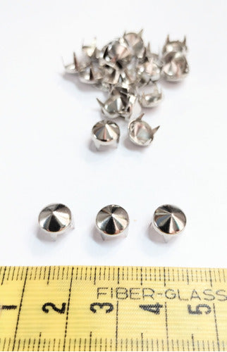 100 Stainless Steel 8mm Tacks 10