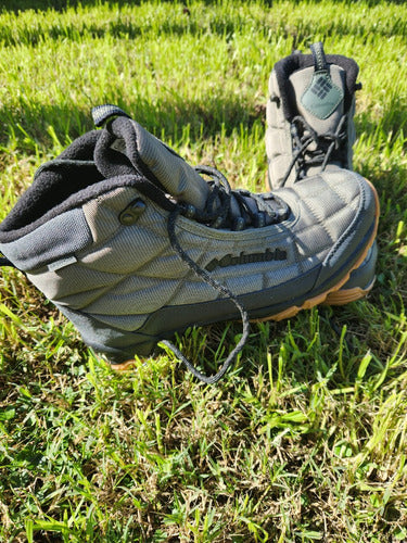 Columbia Firecamp Boot Hiking Shoe 0