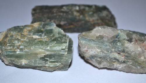 Lot of 2 Green Kyanite 7 cm - IL Giardino Mineral Jewels 1