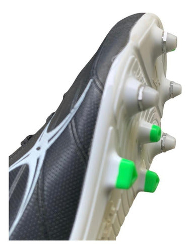 12 Plastic Screw-In Studs + Gilbert Boot Key - Fazt 3