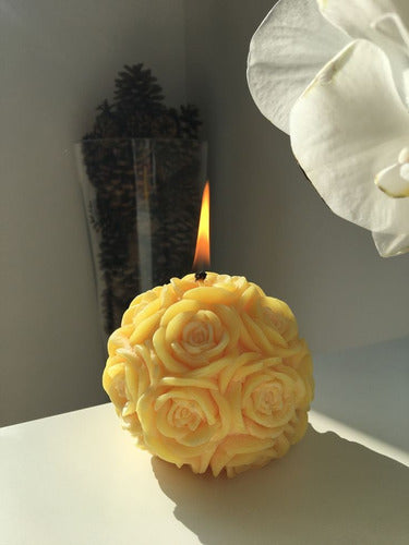 Meva 3 Large Floral Scented Candles - Choose Your Color 1