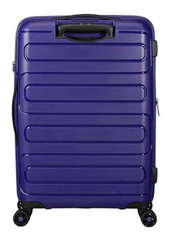 American Tourister Medium Lightweight Suitcase - Travel Guarantee, Tuvalija Luggage 3