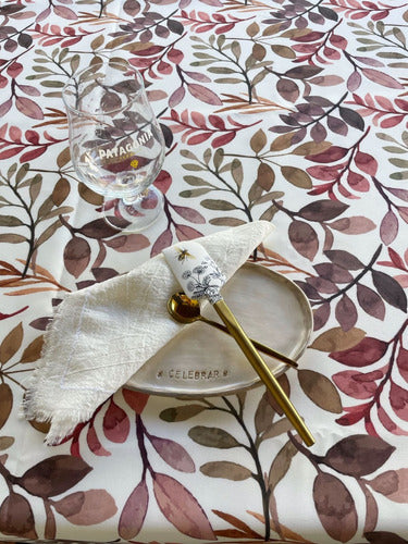 Stain-Resistant Printed Gabardine Tablecloth Repels Liquids 3m 59