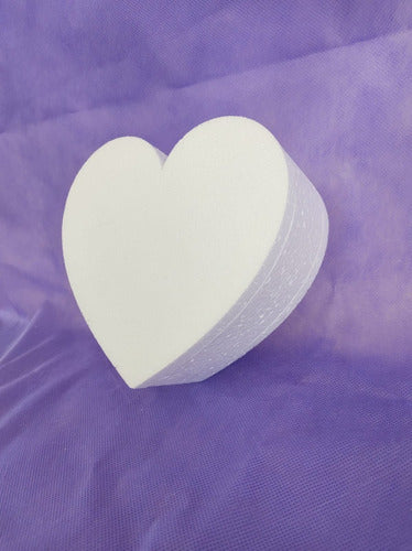 Creamundos Heart-Shaped Hollow Styrofoam Fake Cake 18x10cm 0