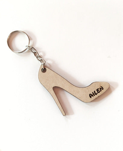 36 Personalized Princess Keychains MDF 2