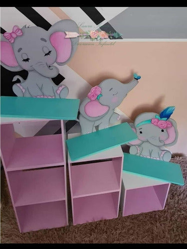 Laura Suárez Children's Shelf with Animal Figurines - Book or Toy Shelf 0