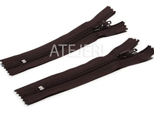 YKK 70 cm Reinforced Polyester Zippers - Fixed Chain 5 4