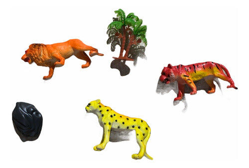 Wild Jungle Animal Set in Bag - Plastic Figurines 1