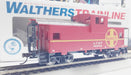 Walthers Trainline Santa Fe Caboose - Metal Wheels 2