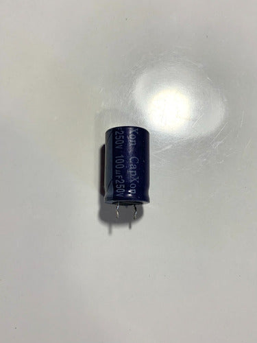 Capacitor 100uf X 250v 85º (16x25mm) 1