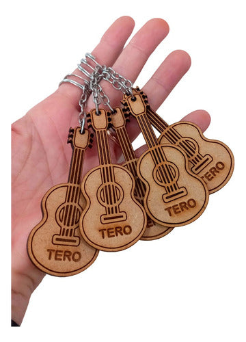 20 Custom Guitar Keychains - MDF Souvenirs 0