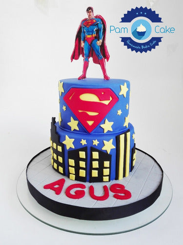 PamCakehouse Torta Artesanal Cumpleaños Personalizadas Superman 5