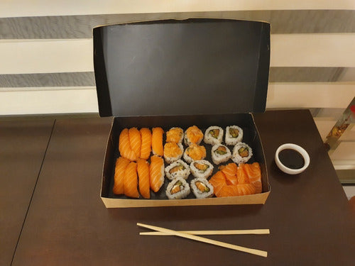 Medium Rustic Sushi Box 20-24 Pieces, 50 Units Int./Ext. Lam 3