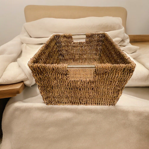 Eluney Deco & Garden Natural Fiber Basket with Metal Handle Large 42x33x20 3