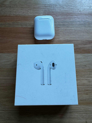 AirPods 2da Generación 6