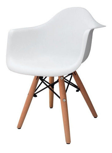 DeSillas Eames Junior Chair 4