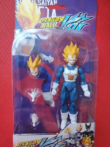 Vegeta Súper Sayayin Muñeco Articulado 15cm Con Accesorios 1