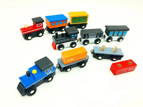 Cubeta Toys Magnetic Wooden Train Set with 2 Wagons 6668 5