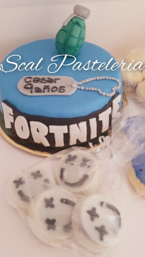 Themed Cakes Fornite Amongus 7