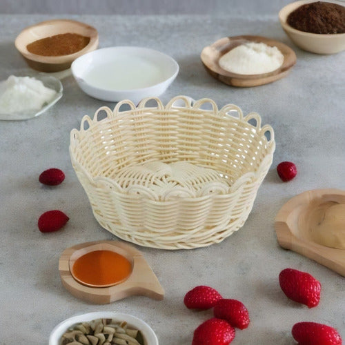 Round Natural Bread Bin 3