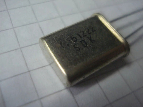 Piezoelectric Quartz Crystal 15.610 Khz 1