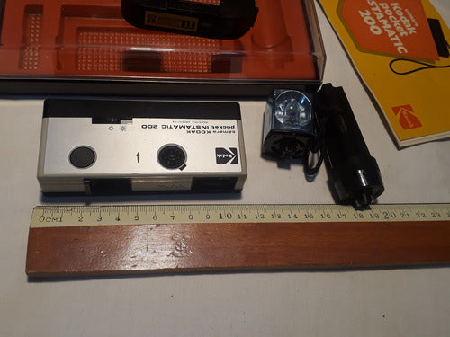 Kodak Pocket Instamatic 200 Film Camera Read Details 4