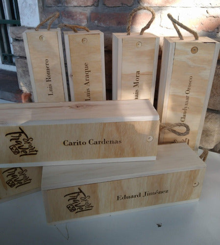 Caja Para Dos Vinos Madera Maciza Con Grabado 3