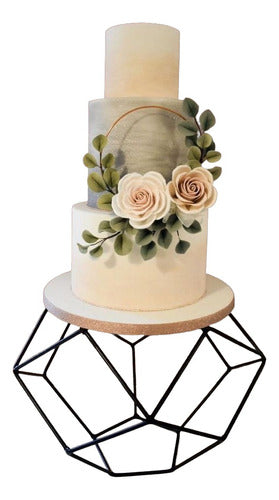 Elegant Cake Stand for Events and Home Decor - Circular Design 0