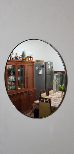 Round 70 cm Mirror with Customizable Frame 1