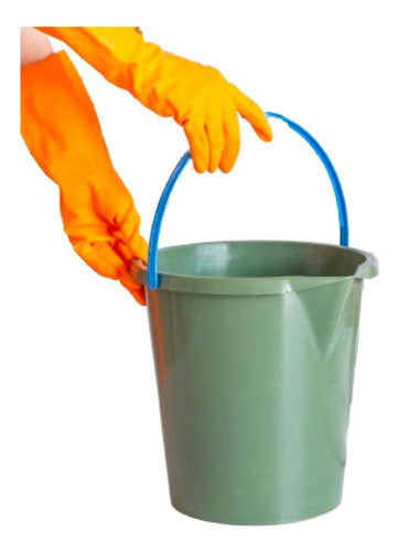 Green Strong 9 Ltrs Plastic Bucket 0