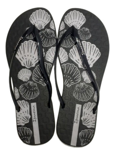 Ipanema Women's Slim Printed Flip Flops 2022 0