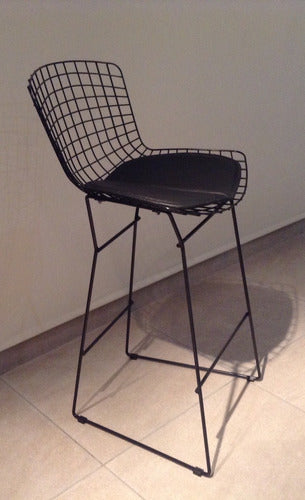 Bertoia Stool With Cushion 1